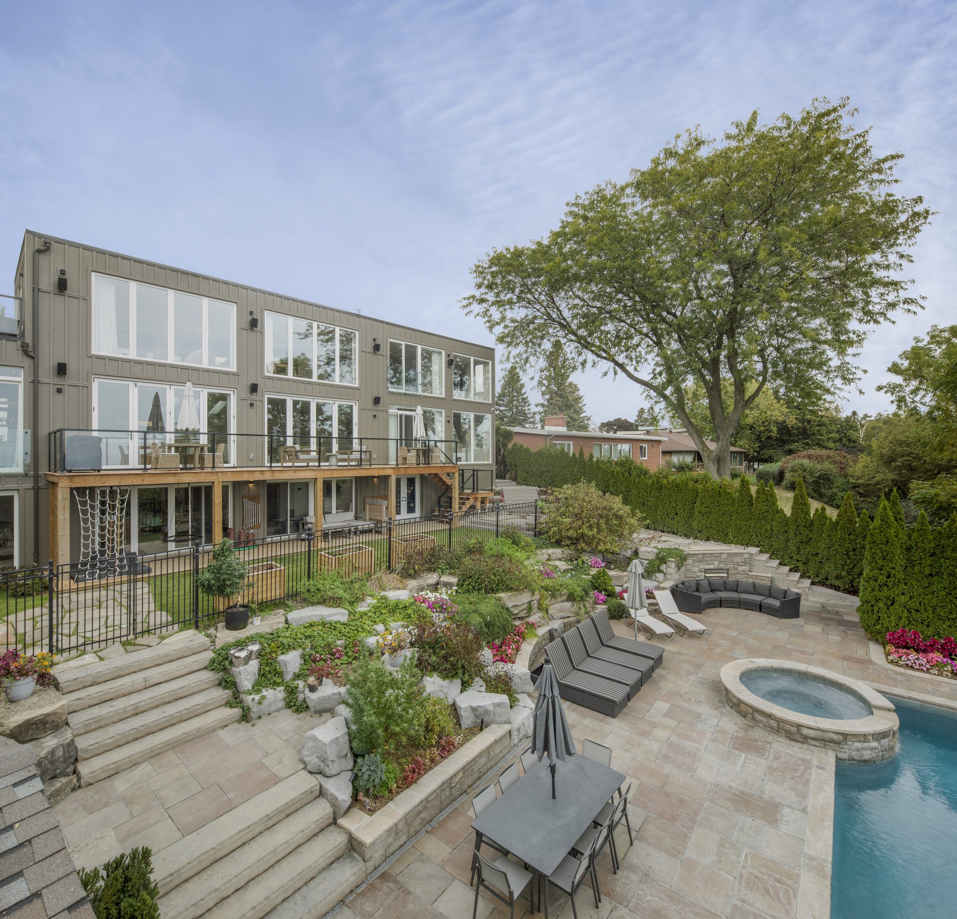 57 Hill Crescent